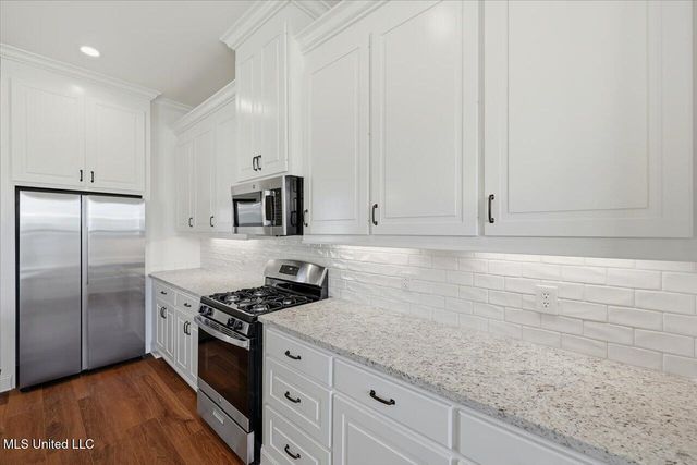 313 Willow Way, Canton, MS 39046