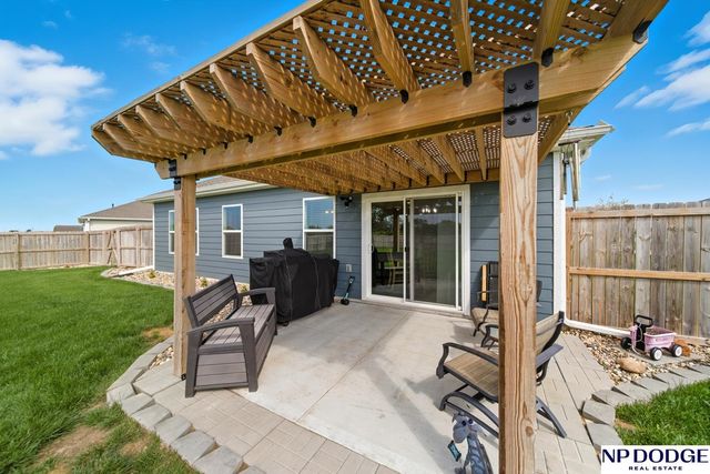 4557 E 18th Avenue, Fremont, NE 68025