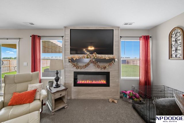 4557 E 18th Avenue, Fremont, NE 68025