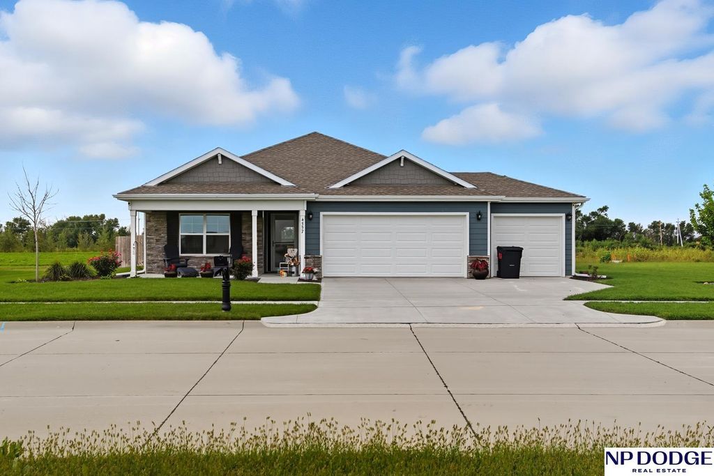 4557 E 18th Avenue, Fremont, NE 68025