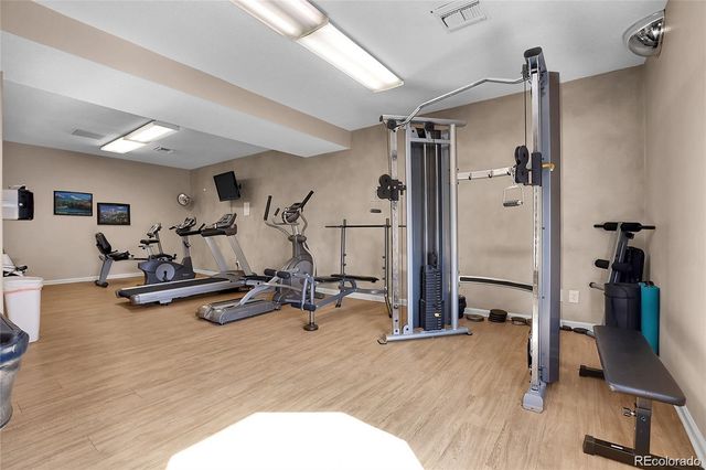 2301 E Fremont Avenue U05, Centennial, CO 80122