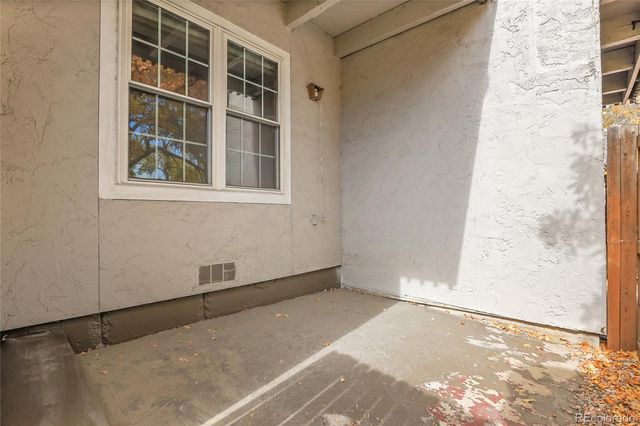 2301 E Fremont Avenue U05, Centennial, CO 80122