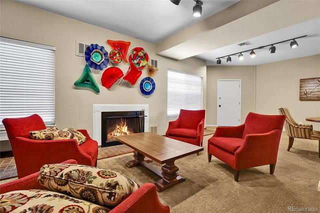 2301 E Fremont Avenue U05, Centennial, CO 80122