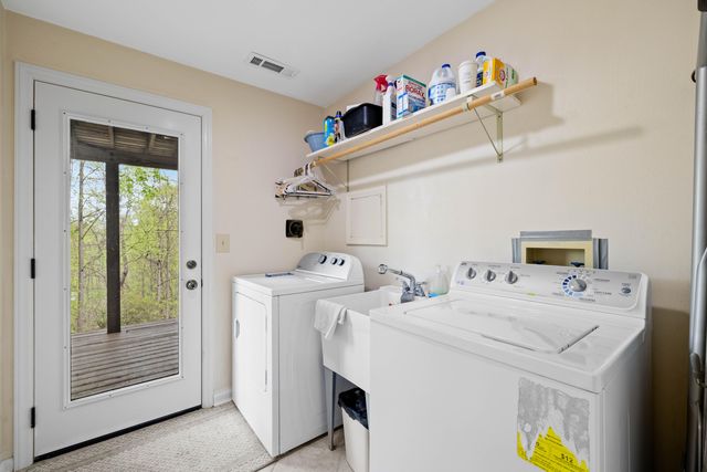 8501 Bent Mountain RD, Roanoke, VA 24018