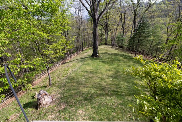 8501 Bent Mountain RD, Roanoke, VA 24018