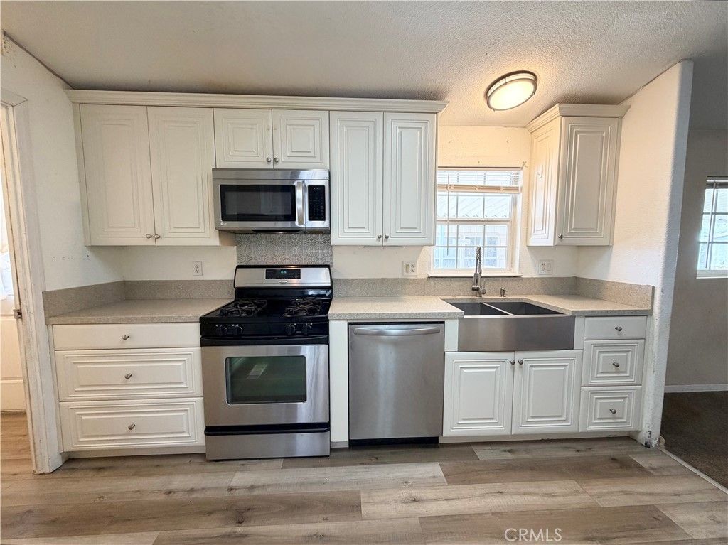 Image 10 of property listing at 20843 Waalew C101, Apple Valley, CA 92307