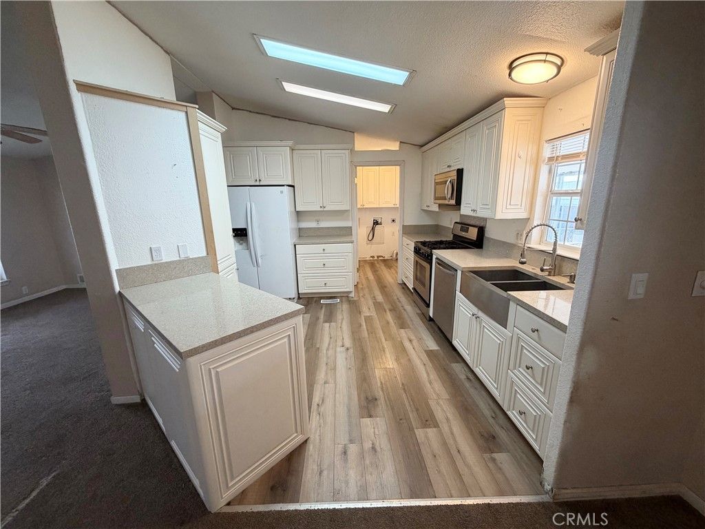 Image 11 of property listing at 20843 Waalew C101, Apple Valley, CA 92307