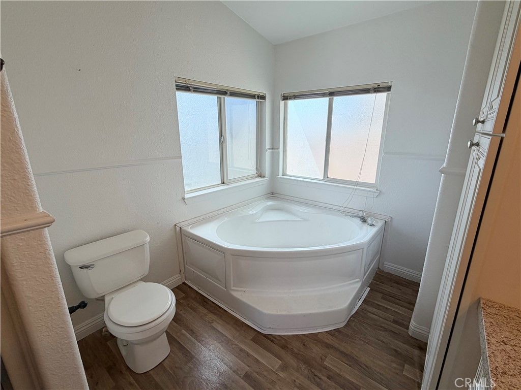 Image 23 of property listing at 20843 Waalew C101, Apple Valley, CA 92307