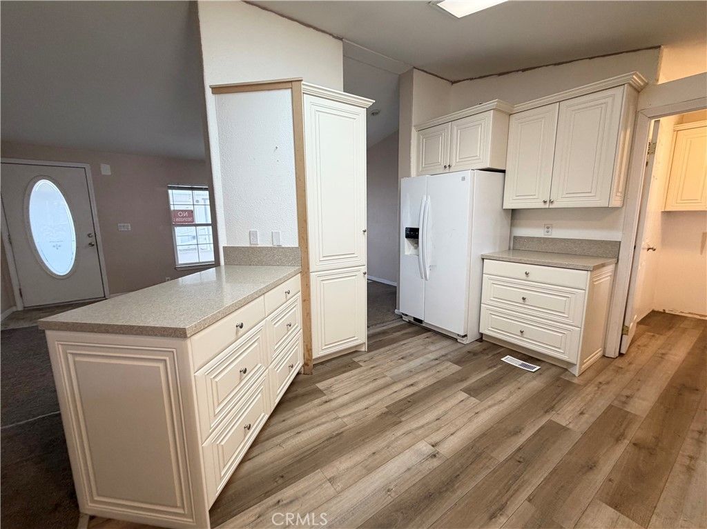 Image 8 of property listing at 20843 Waalew C101, Apple Valley, CA 92307