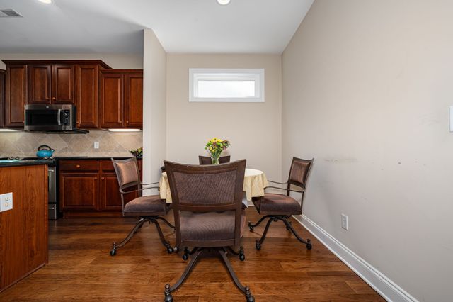 1926 Scarlett Dr, Murfreesboro, TN 37130
