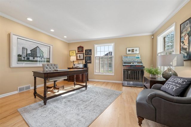 7354 Oak Shore Drive, Portage, MI 49024