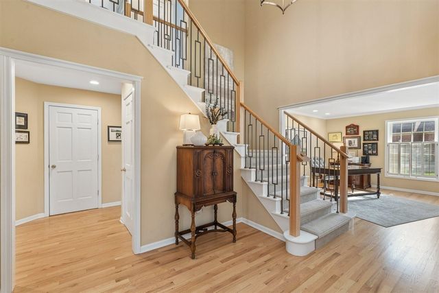 7354 Oak Shore Drive, Portage, MI 49024