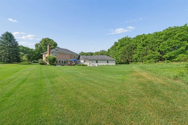 7354 Oak Shore Drive, Portage, MI 49024