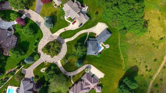 7354 Oak Shore Drive, Portage, MI 49024