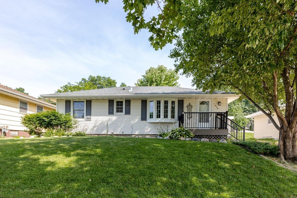 1449 Cascade Street NW, Rochester, MN 55901