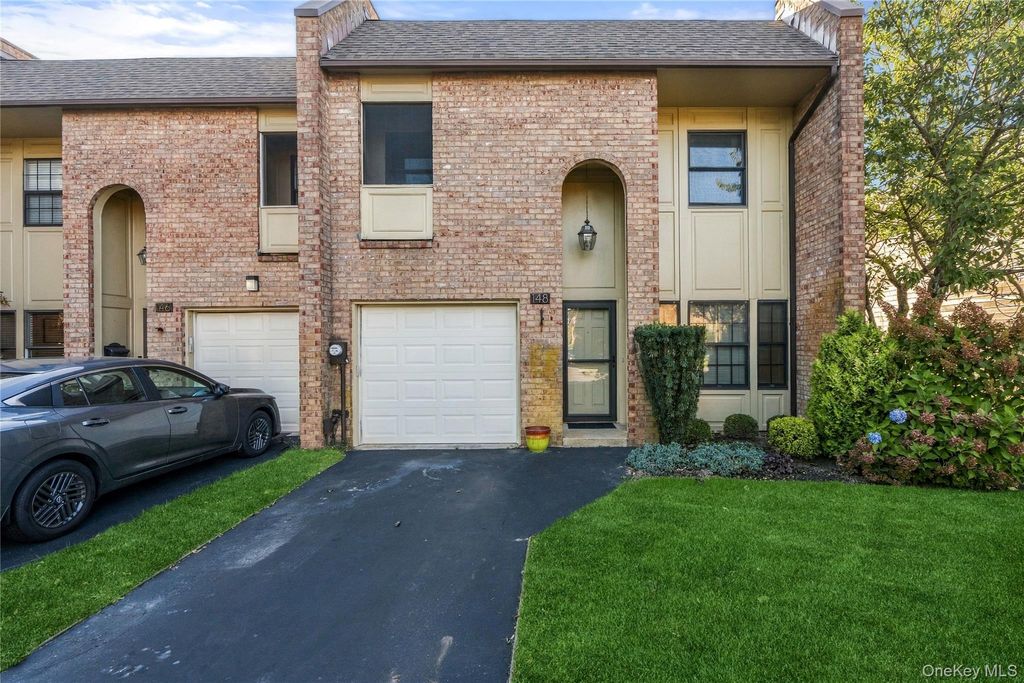 148 Southgate Circle, Massapequa Park, NY 11762 — exterior