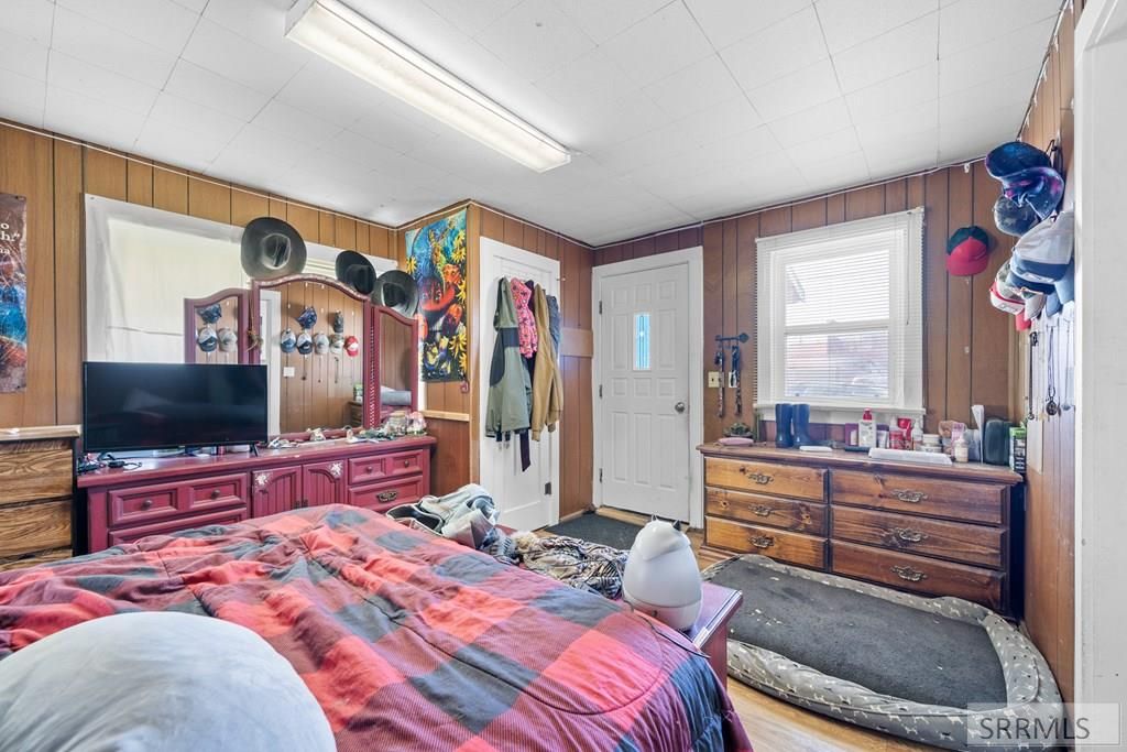Image 11 of property listing at 406 1st W, Ririe, ID 83443