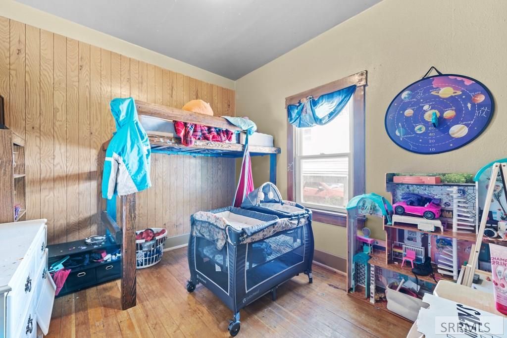 Image 16 of property listing at 406 1st W, Ririe, ID 83443