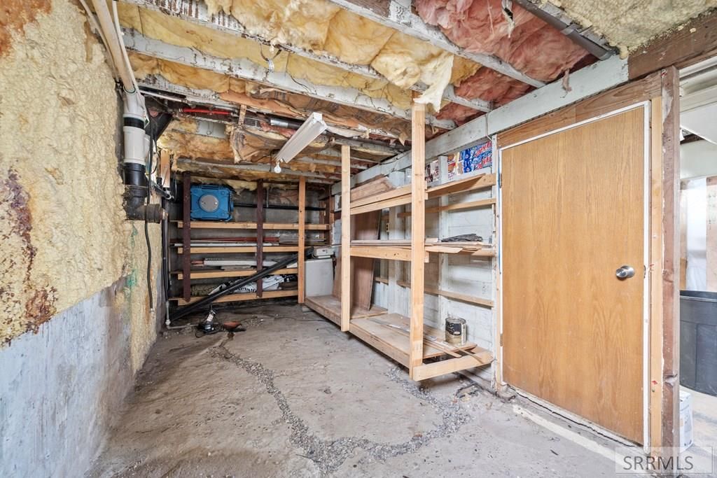 Image 19 of property listing at 406 1st W, Ririe, ID 83443