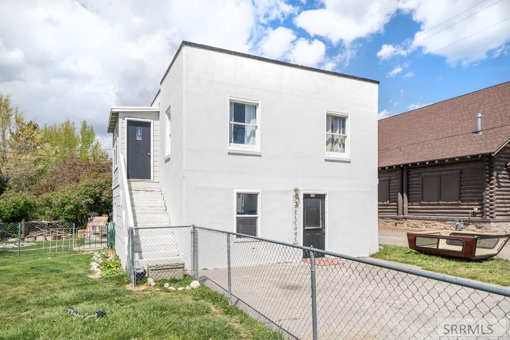 Image 28 of property listing at 406 1st W, Ririe, ID 83443