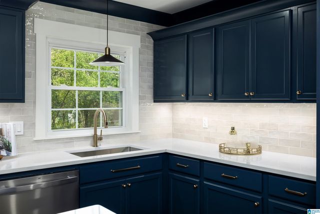 2204 ROCKY RIDGE ROAD, Hoover, AL 35226