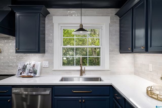 2204 ROCKY RIDGE ROAD, Hoover, AL 35226