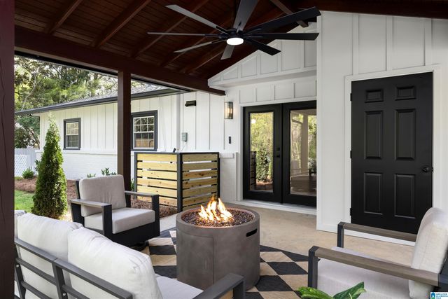 2204 ROCKY RIDGE ROAD, Hoover, AL 35226