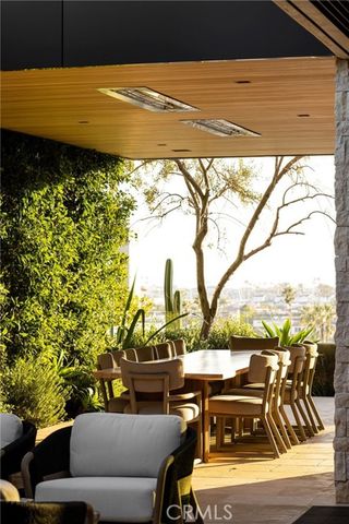 2304 Cliff, Newport Beach, CA 92663