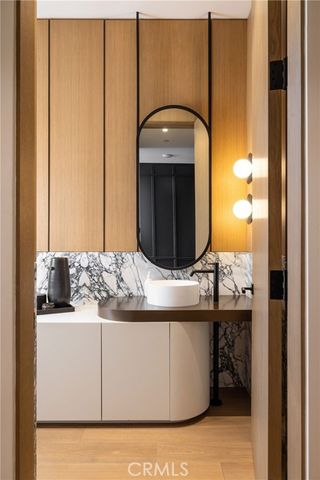 2304 Cliff, Newport Beach, CA 92663