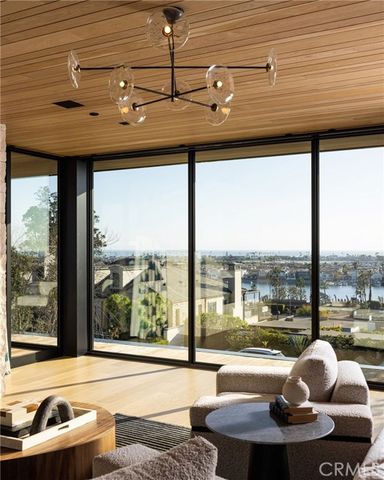 2304 Cliff, Newport Beach, CA 92663