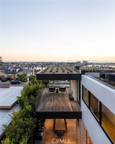 2304 Cliff, Newport Beach, CA 92663