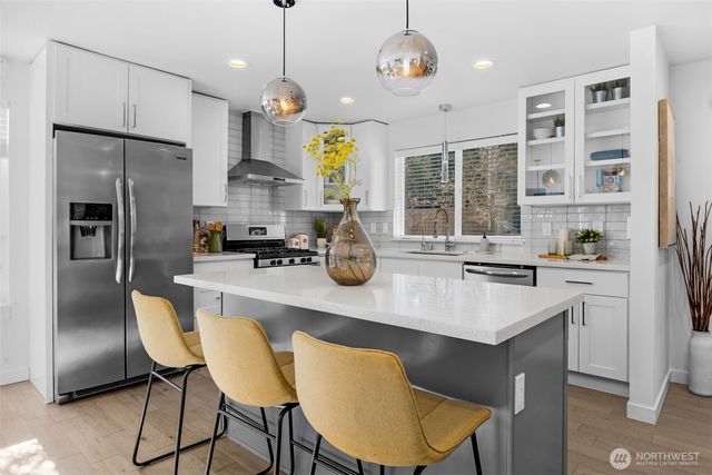 24231 78th Place W, Edmonds, WA 98026