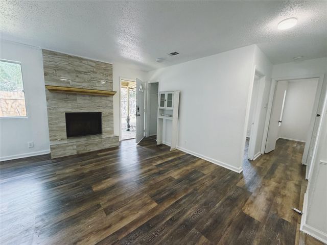 9906 Hundred Oaks CIR B, Austin, TX 78750