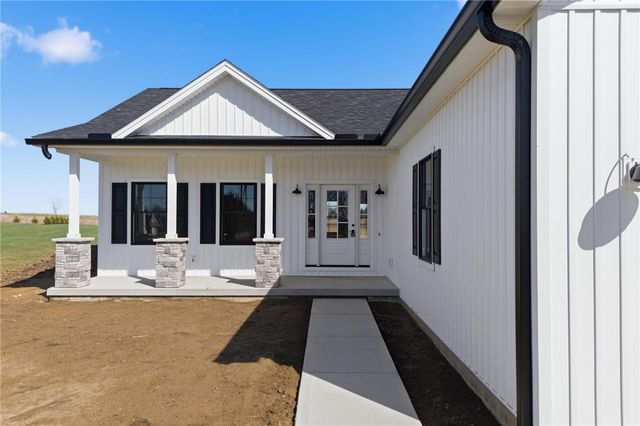 199 Knolls Drive, Wilmington, OH 45177