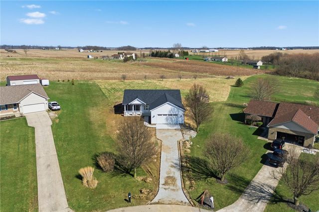 199 Knolls Drive, Wilmington, OH 45177