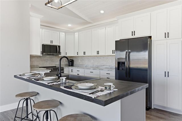 199 Knolls Drive, Wilmington, OH 45177