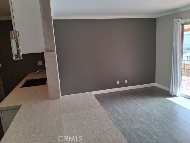 1040 Cedar Avenue 6, Long Beach, CA 90813