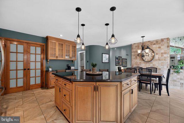 9 RITTENHOUSE SQ, Sicklerville, NJ 08081