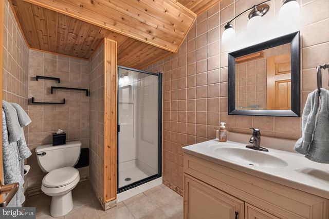 9 RITTENHOUSE SQ, Sicklerville, NJ 08081