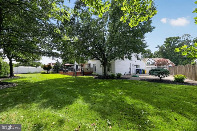 9 RITTENHOUSE SQ, Sicklerville, NJ 08081