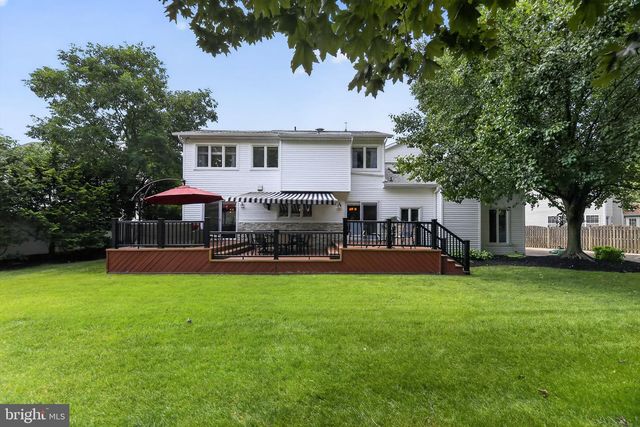 9 RITTENHOUSE SQ, Sicklerville, NJ 08081