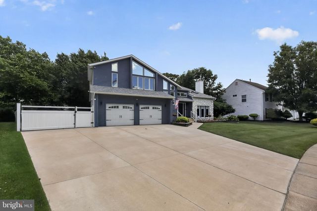 9 RITTENHOUSE SQ, Sicklerville, NJ 08081