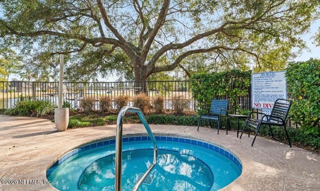 13700 RICHMOND PARK Drive 507, Jacksonville, FL 32224