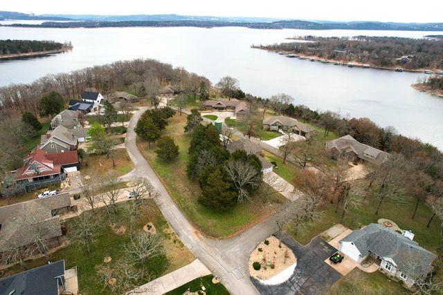 148 Water Point Lane, Branson West, MO 65737
