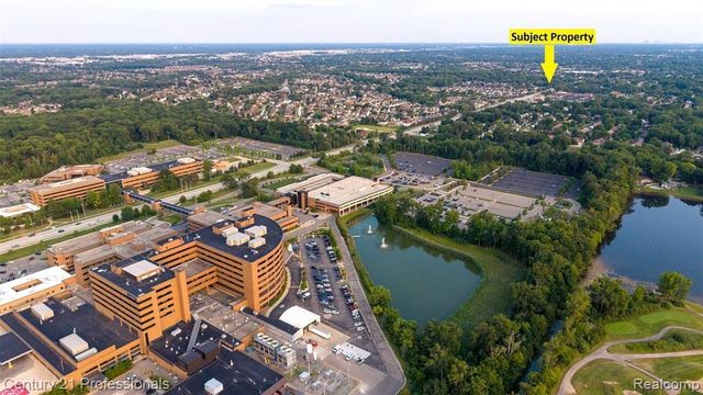 43224 Dequindre Rd Road, Sterling Heights, MI 48314