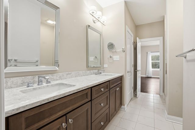 9170 W 107th Place, St. John, IN 46373