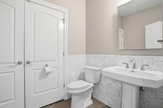 9170 W 107th Place, St. John, IN 46373