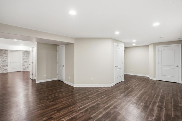 9170 W 107th Place, St. John, IN 46373