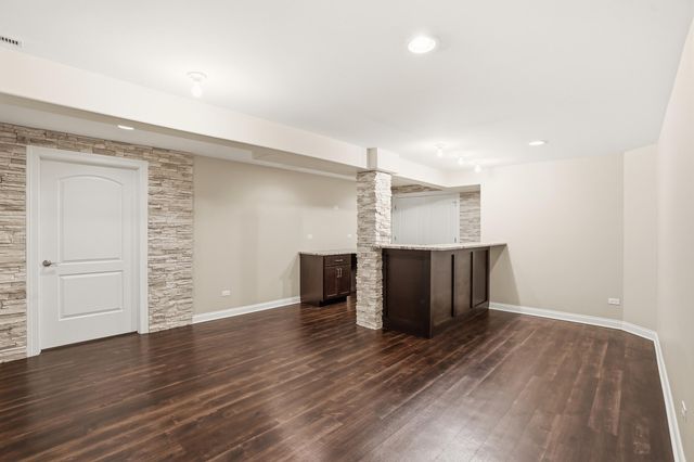 9170 W 107th Place, St. John, IN 46373