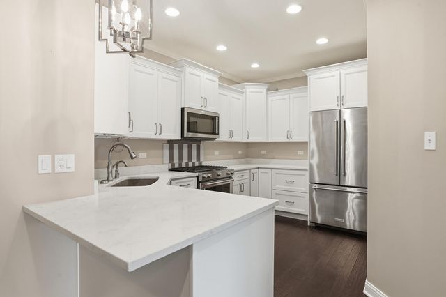 9170 W 107th Place, St. John, IN 46373